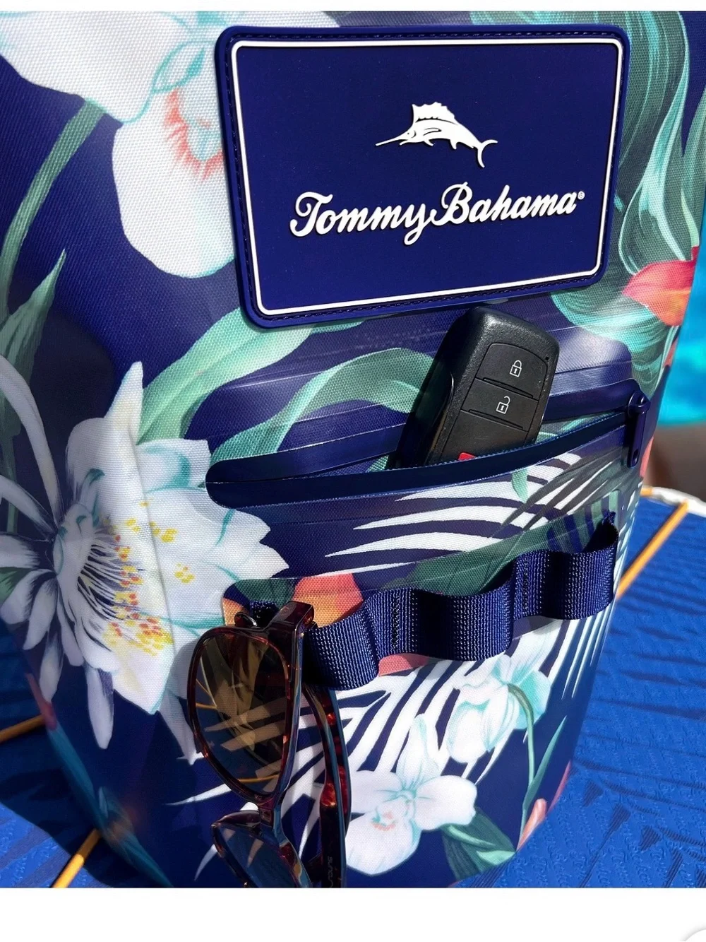 Tommy Bahama height 24